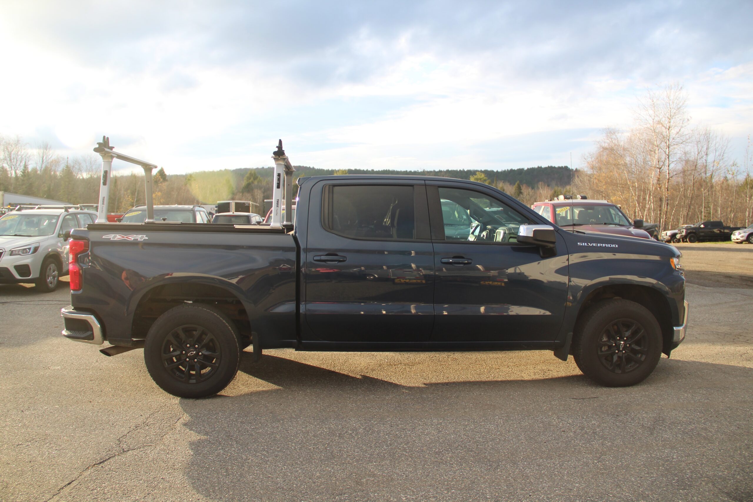 2022 Chevrolet Silverado 1500 LT - Photo 6